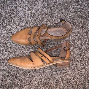 Tan Ankle Strap Flat Sandals Mi,Im Genuine Leather